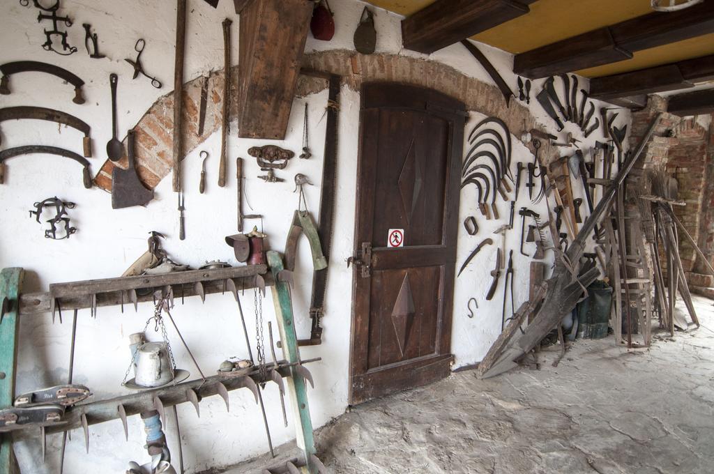 B&B I Colori Dell'Arcobaleno Belvedere Langhe Екстериор снимка